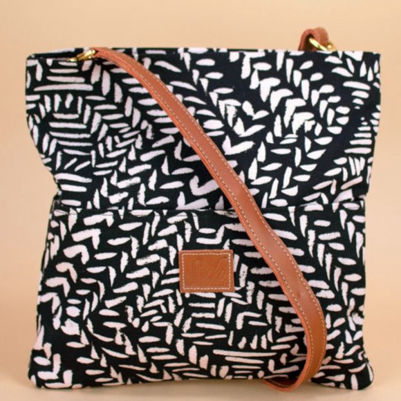 Sseko Bags Sseko Foldover Crossbody Clutch In Kawa Poshmark